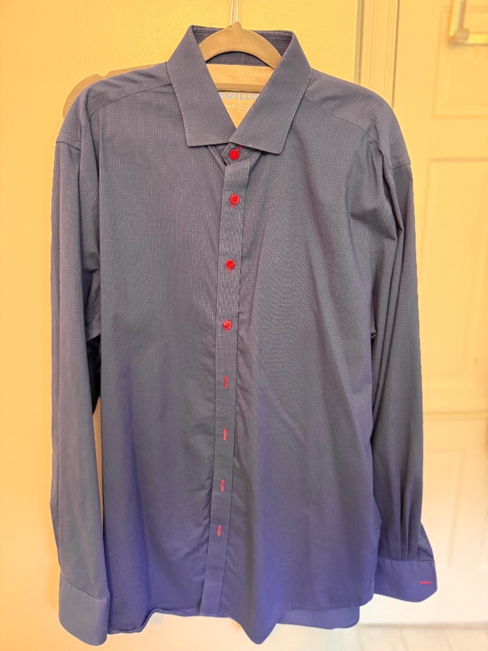Twillory Mens Navy Performance Dress Shirt Red Buttons Tailored Fit 17.5/36-37